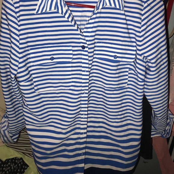 Top - Picture 2 of 2